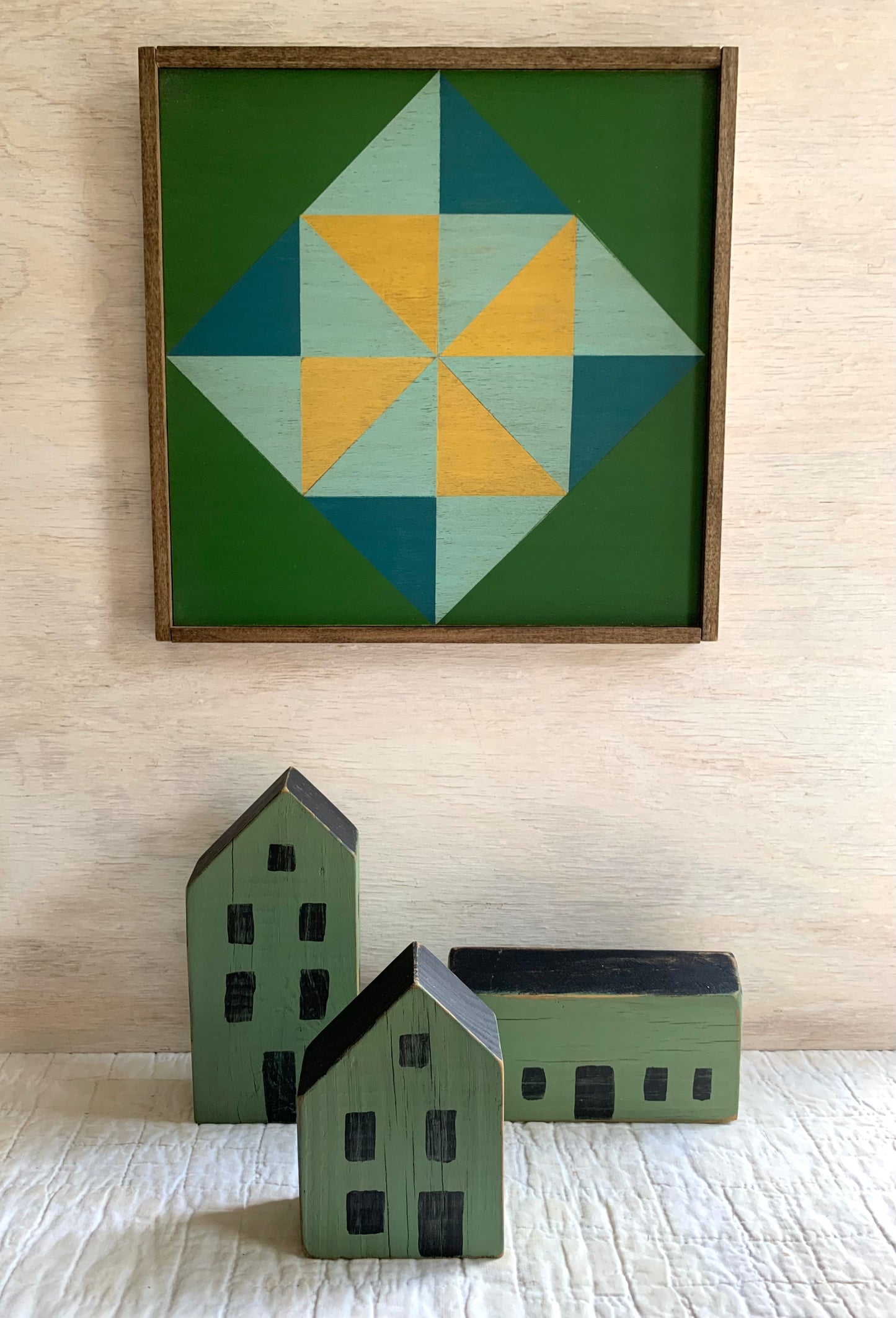 Ivy - Country Village Houses - Set of 3