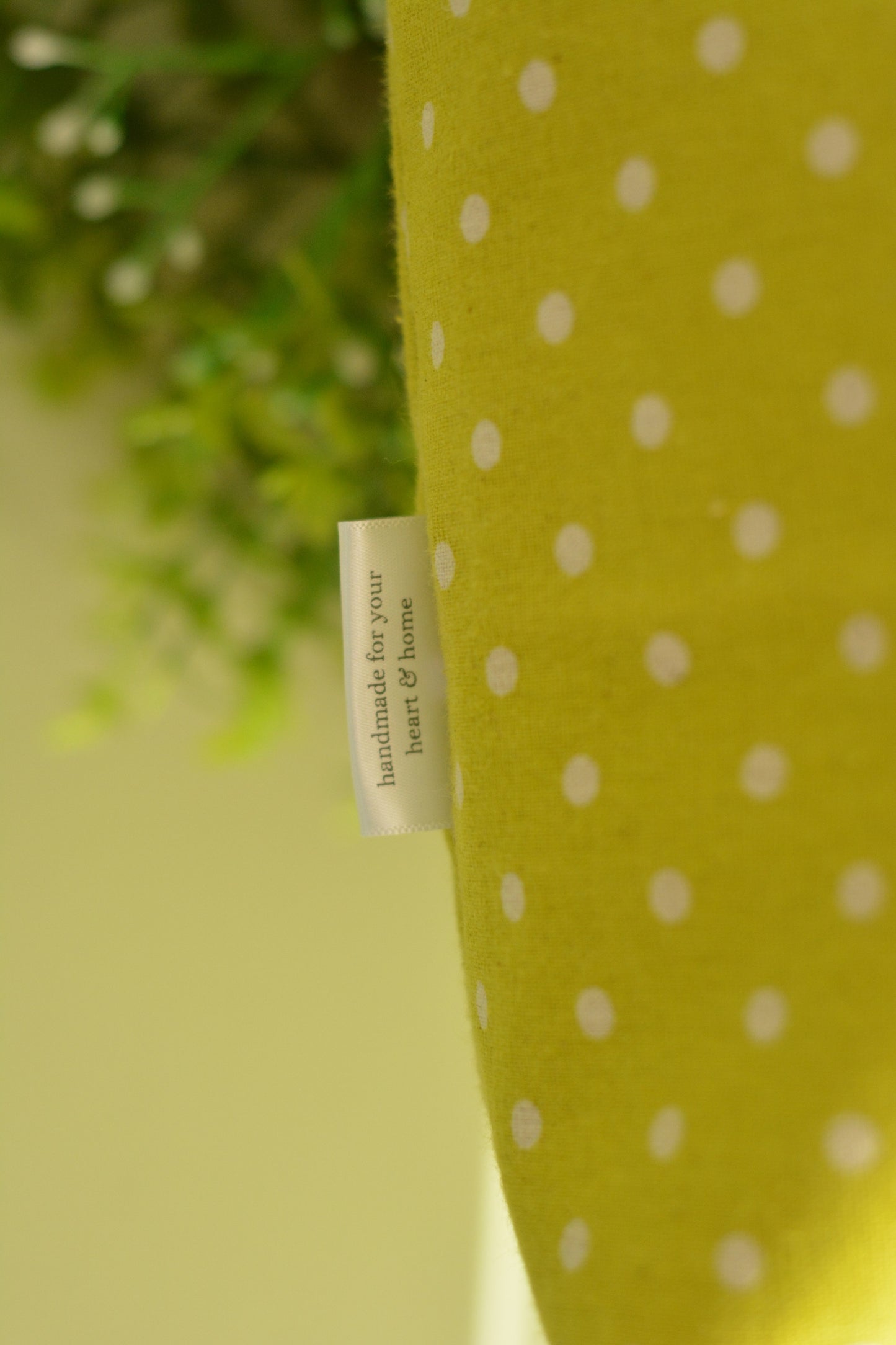 Lilacs & Polka Dots Market Tote Bag