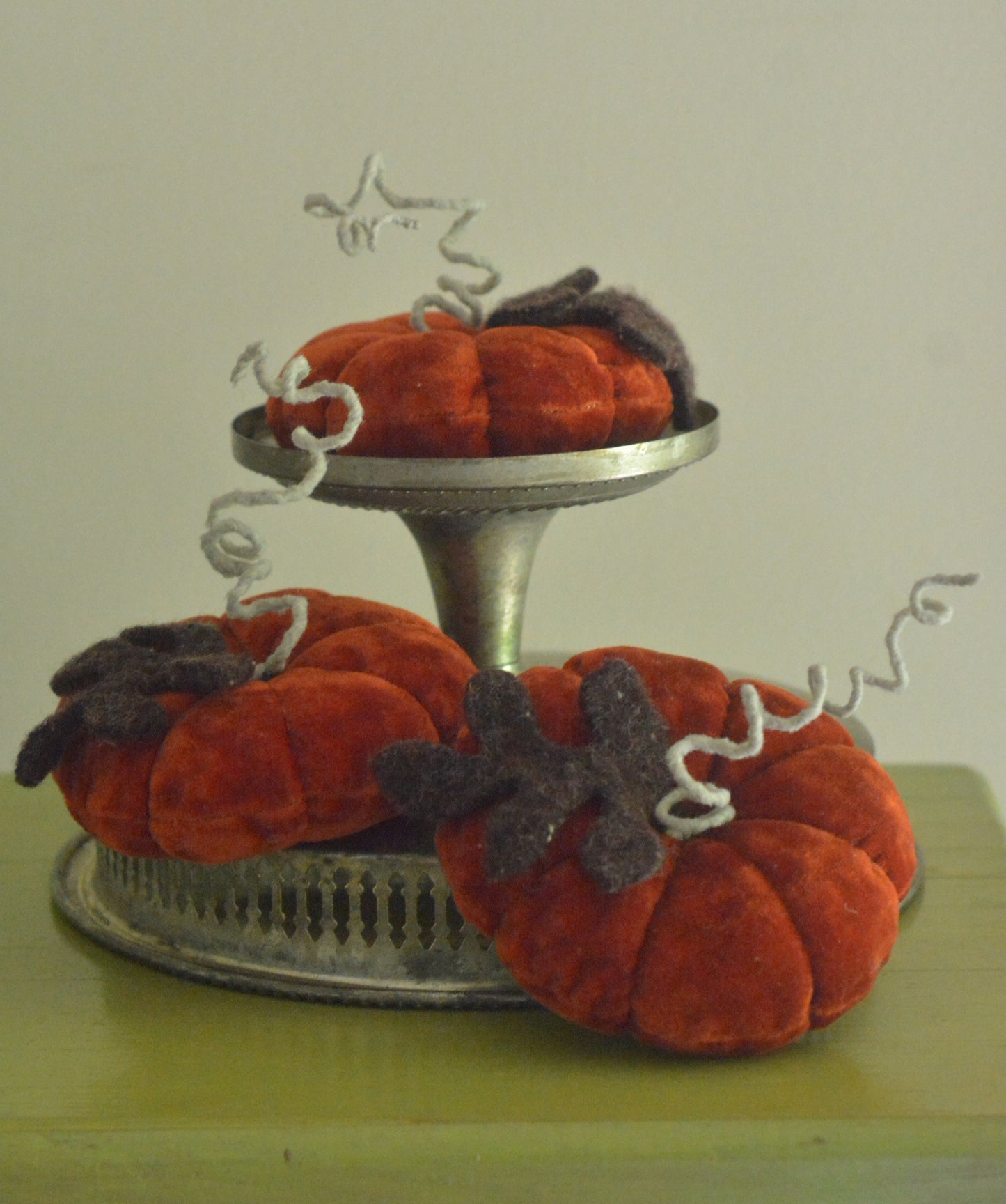 Vintage Velvet Pumpkins - Dark Rust