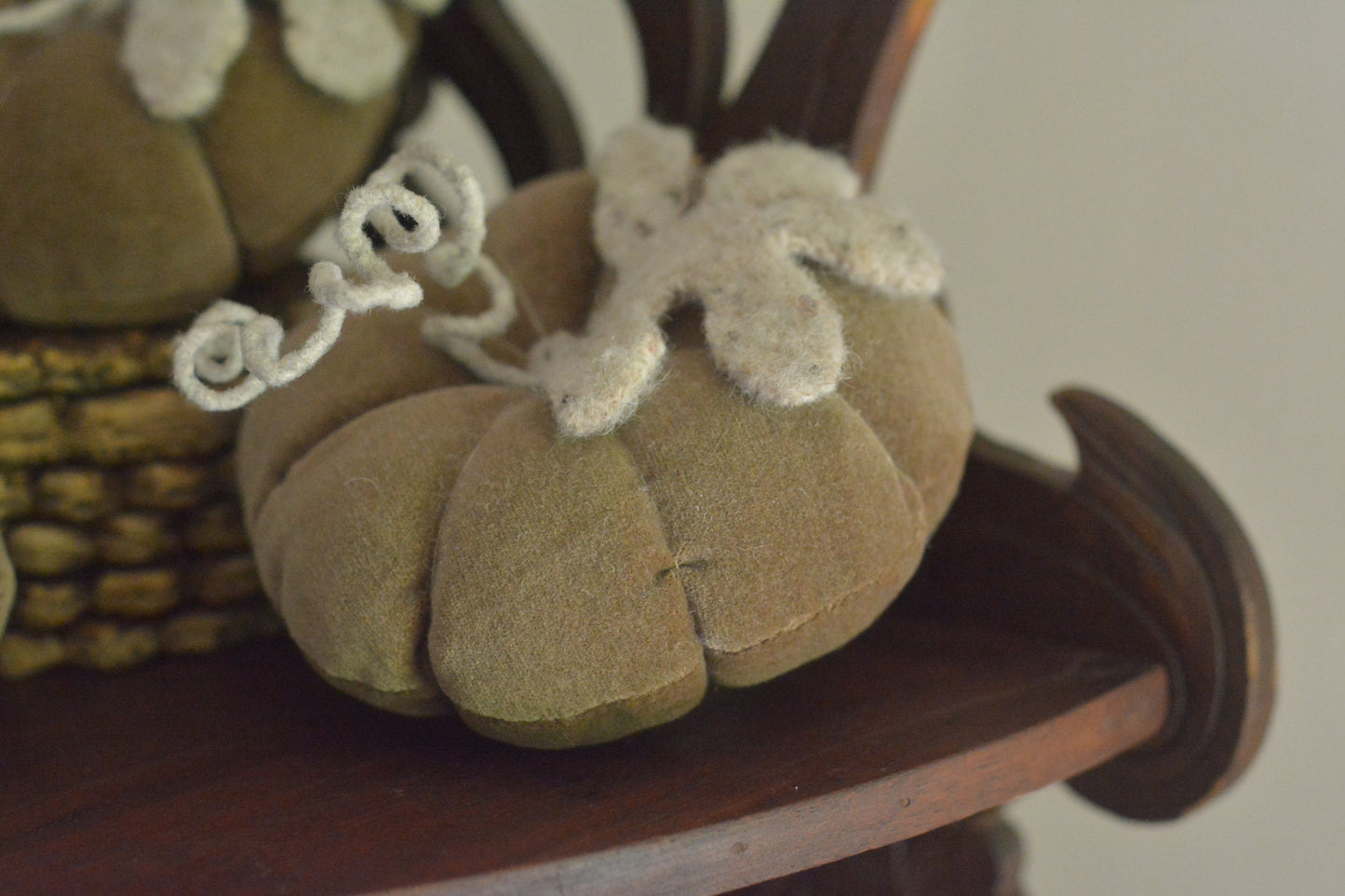 Vintage Cotton Velvet Pumpkins - Taupey Mushroom Brown