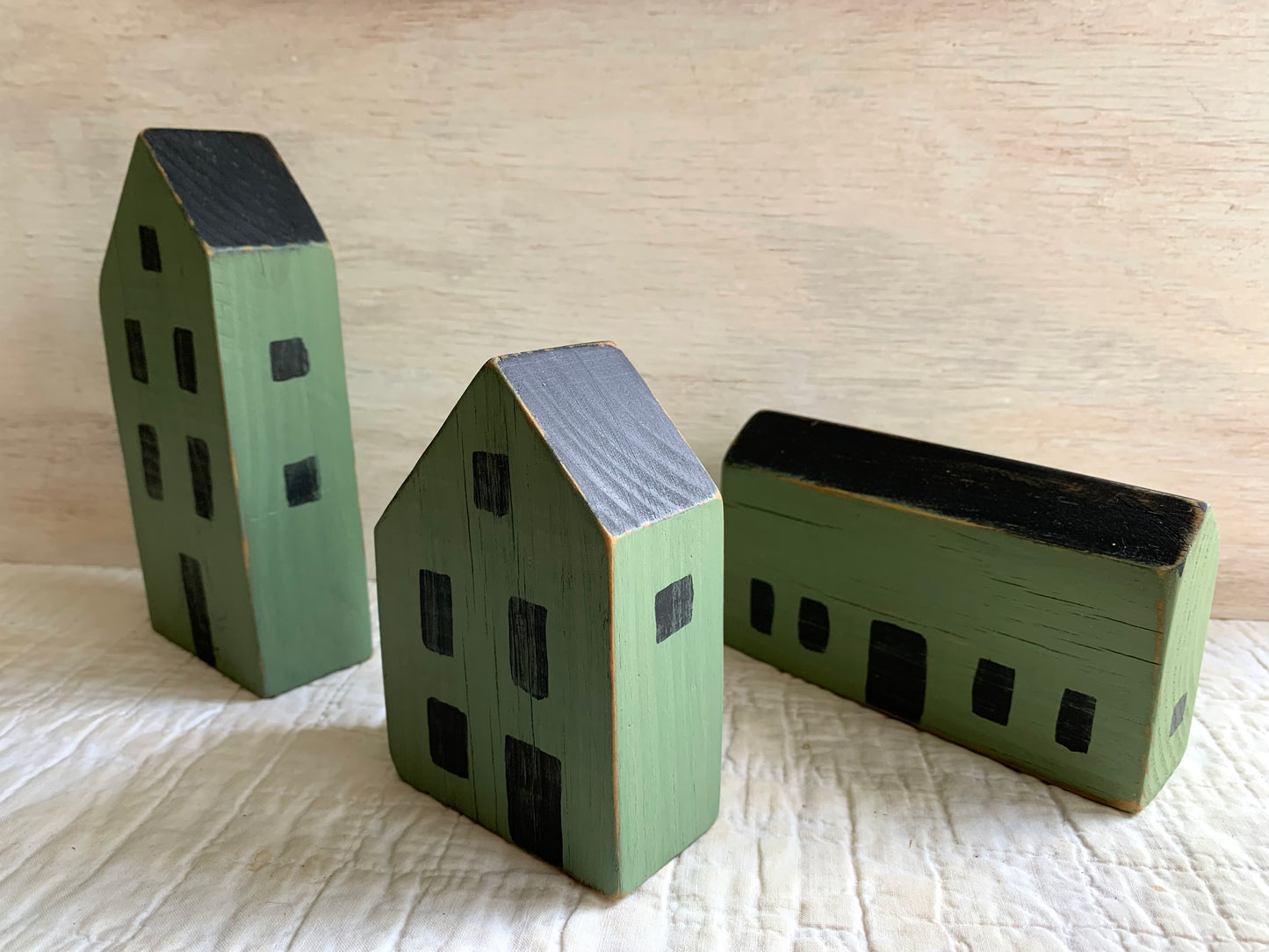 Ivy - Country Village Houses - Set of 3