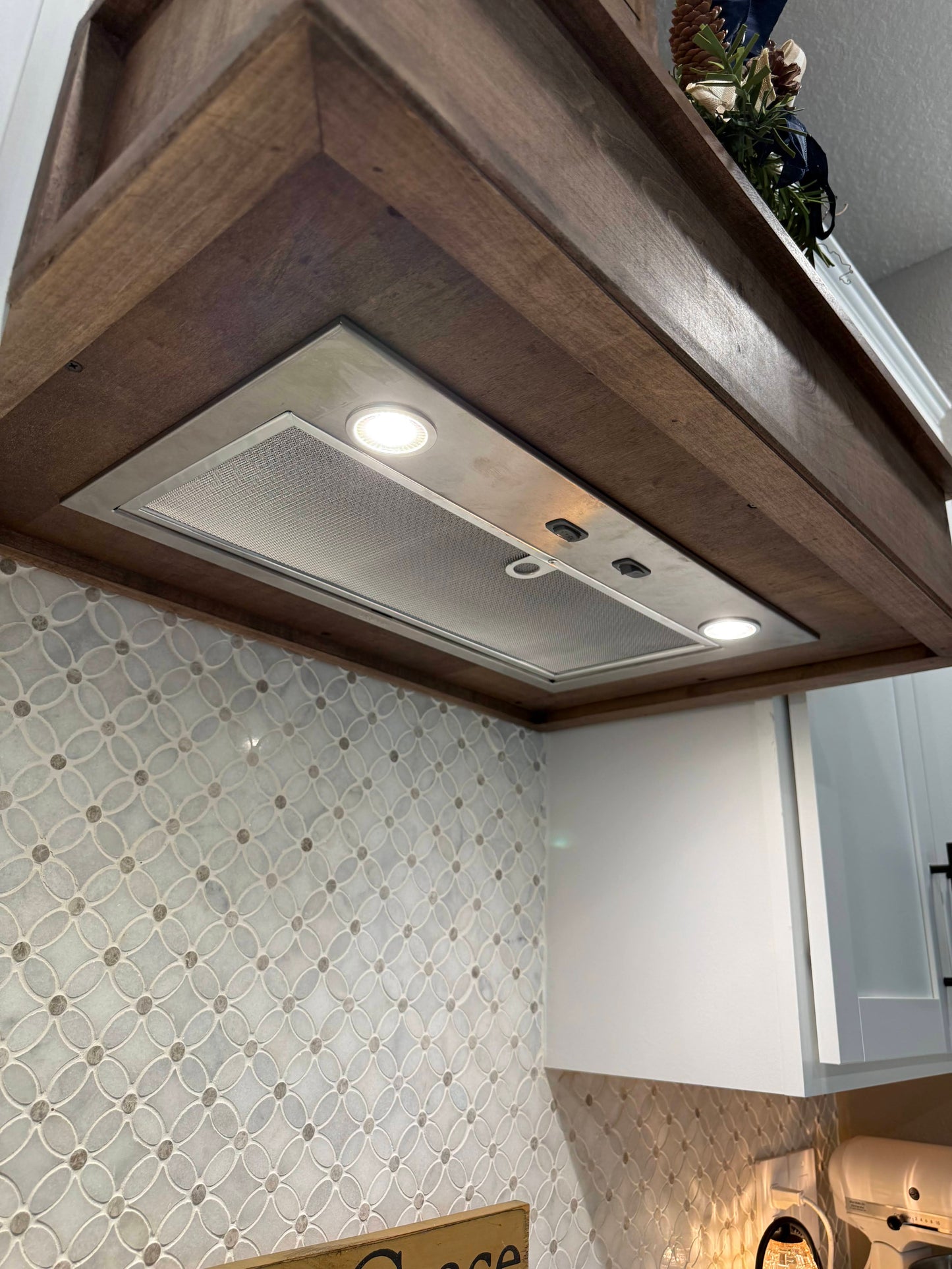 Custom Handcrafted Range Cover - Style: Shiplap / Traditional Chimney