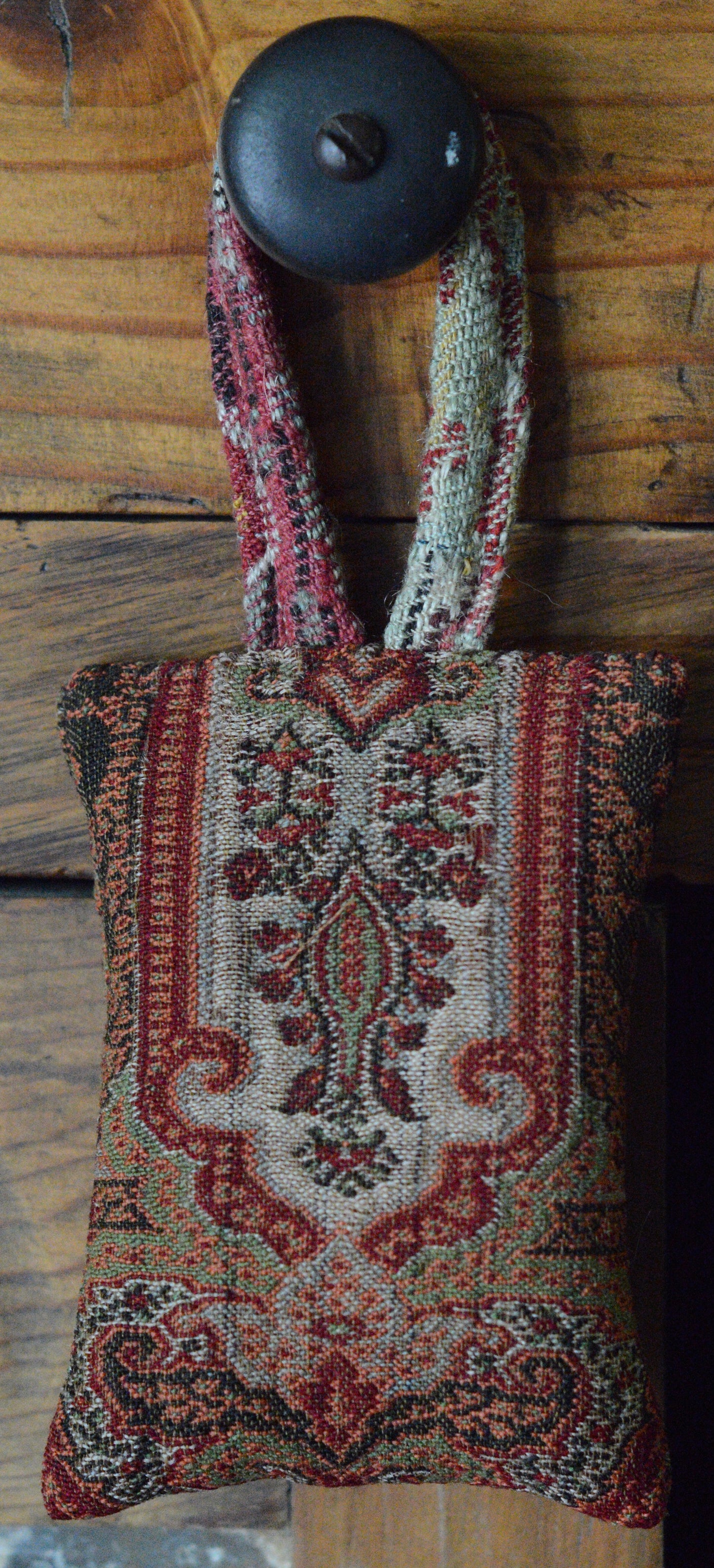 Antique Paisley Lavender Sachet with Loop