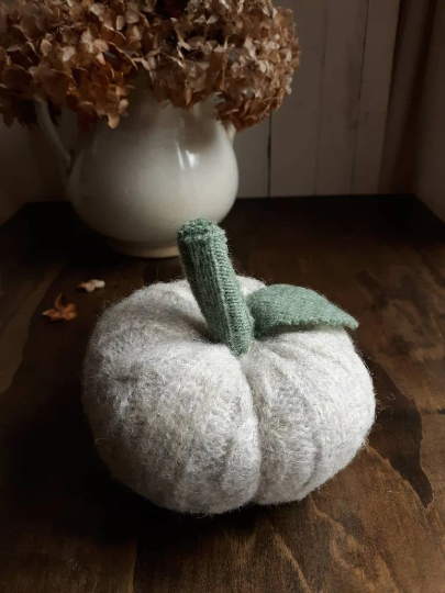 Recycled Wool Pumpkin