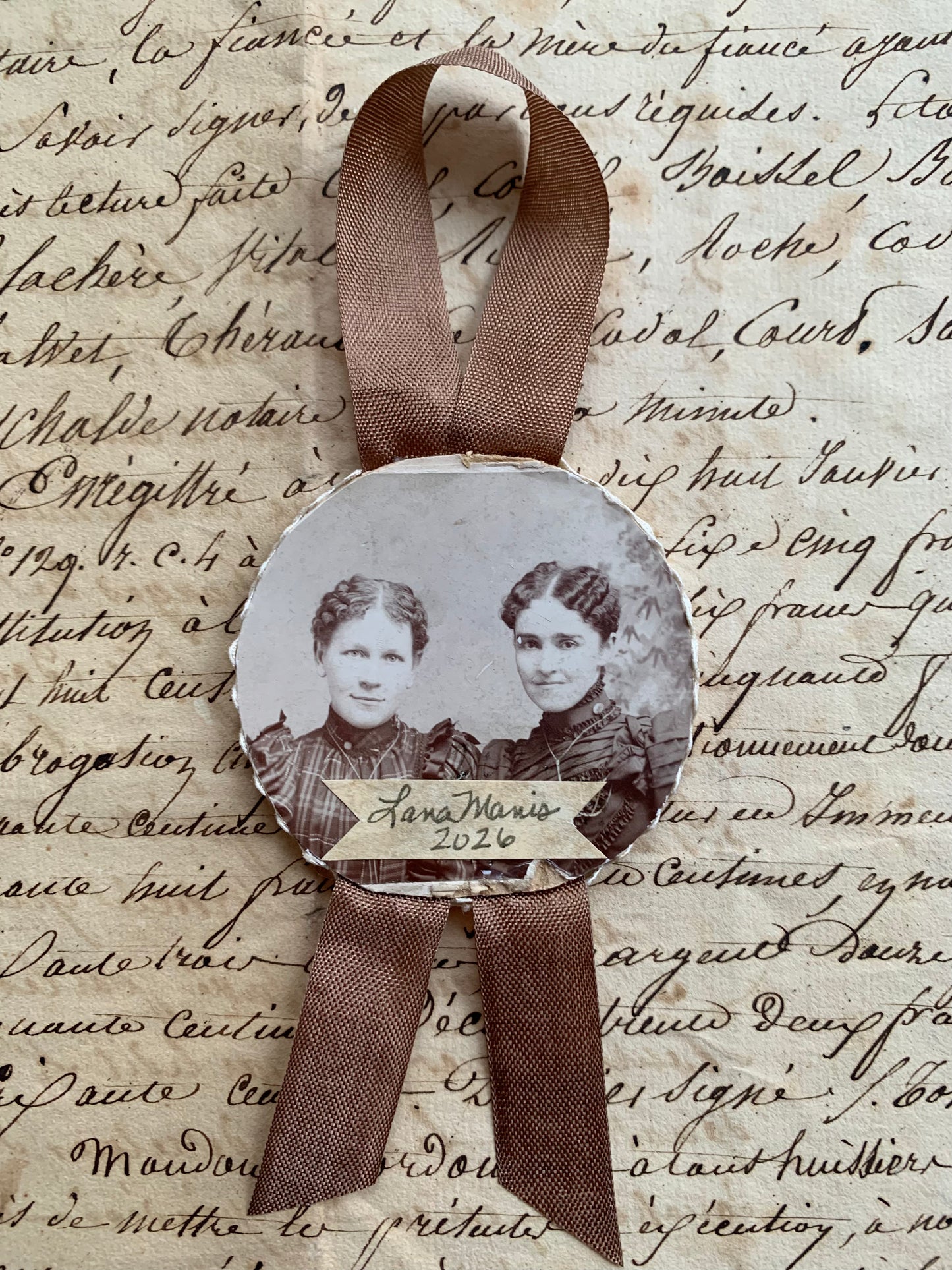 Sisters Forever - Love Token Ornament