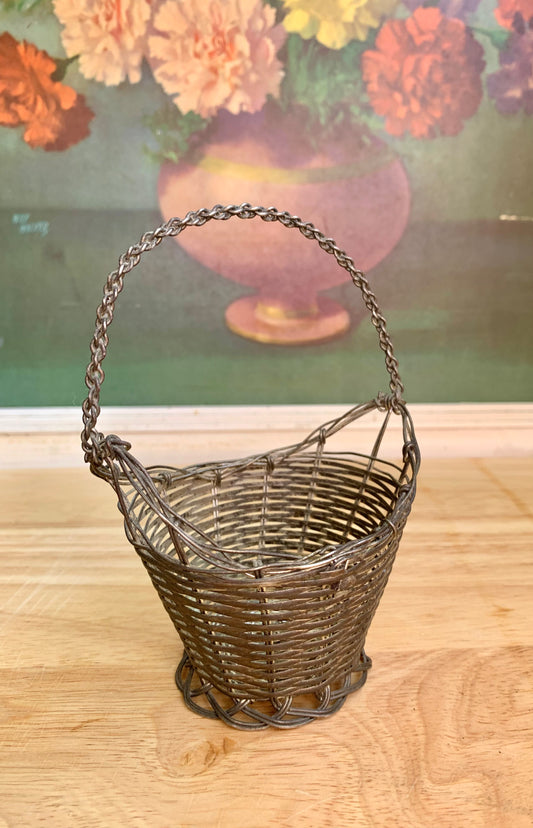 Avon President’s Club Vintage Silver Plated Basket