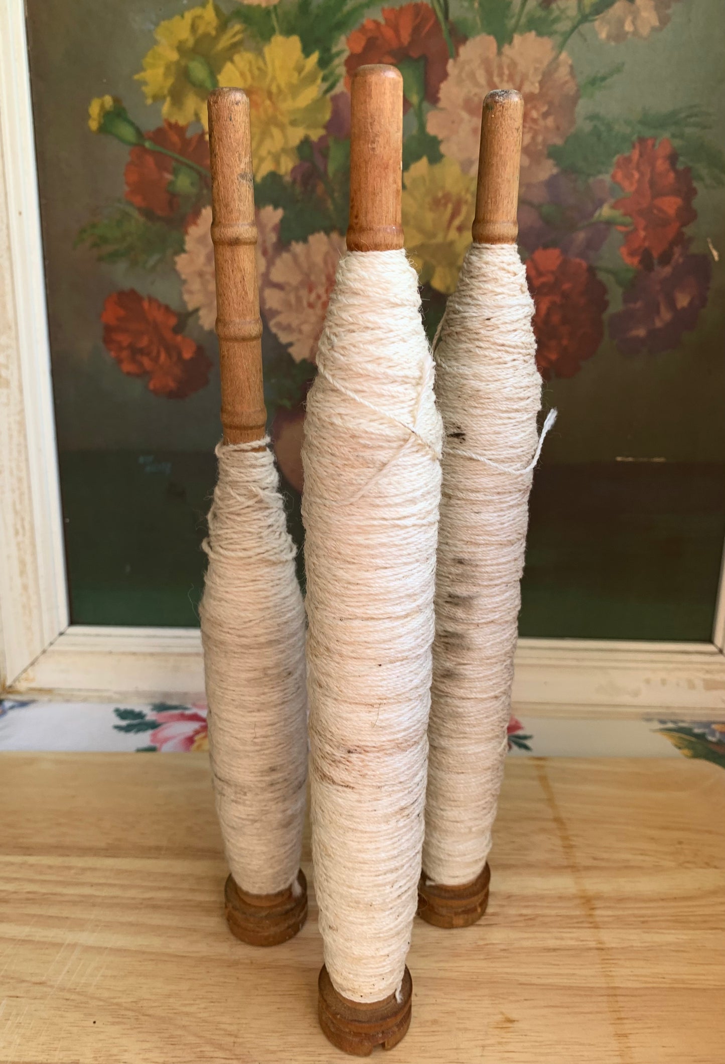 Old Bobbins with Thread / Set of 3