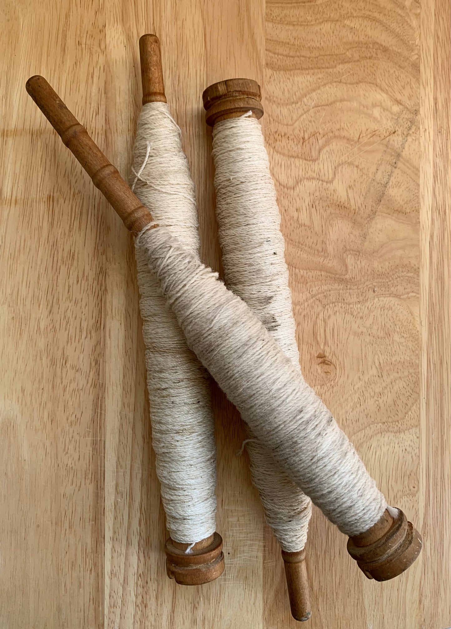 Old Bobbins with Thread / Set of 3