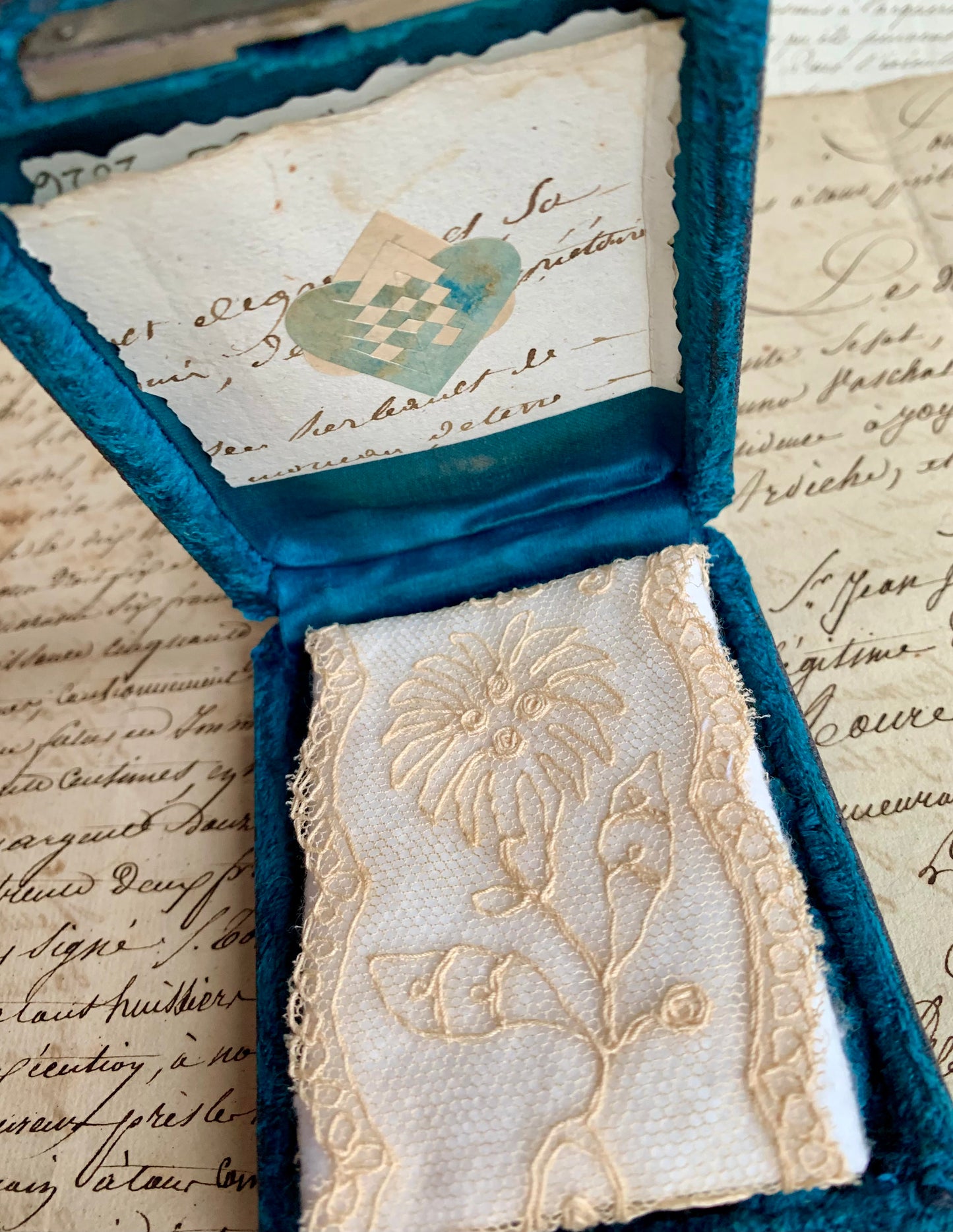 Timeless Love - Heart in Hand - Antique Mirror in Antique Velvet Presentation Case