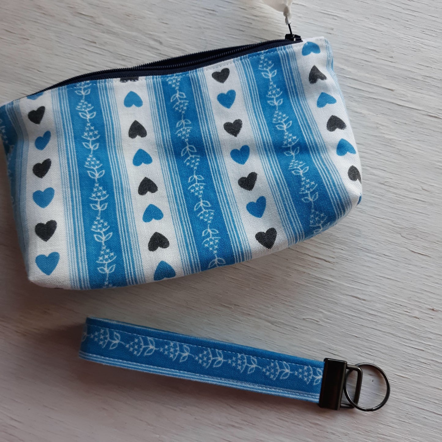 Vintage Feedsack Zipper Pouch with optional Key Fob
