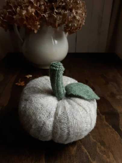 Recycled Wool Pumpkin