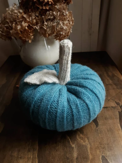 Farmhouse Wool Pumpkin